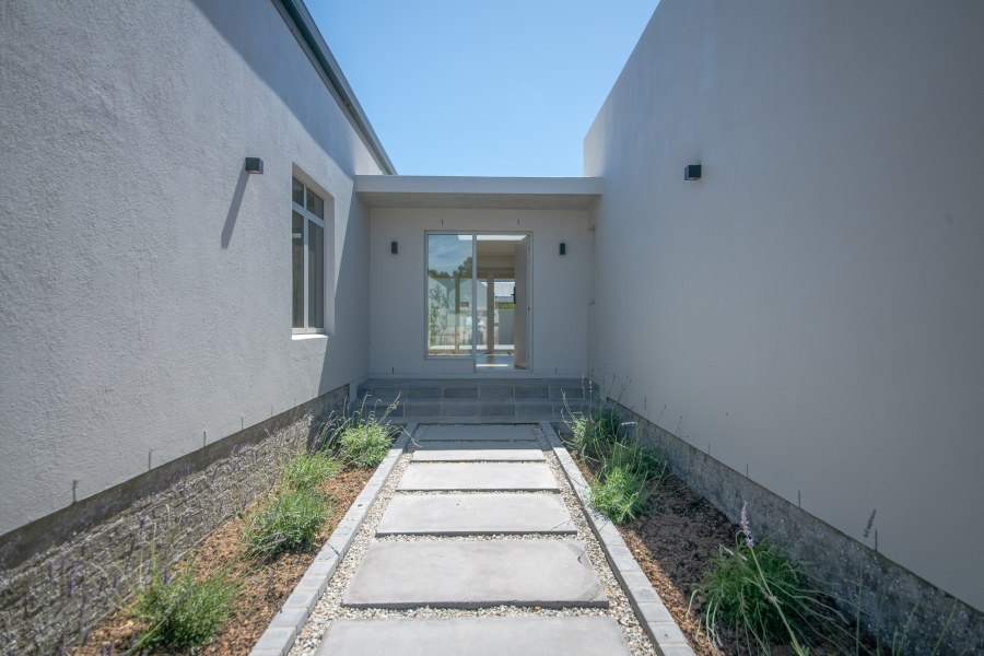 3 Bedroom Property for Sale in Maremmana Estate Western Cape